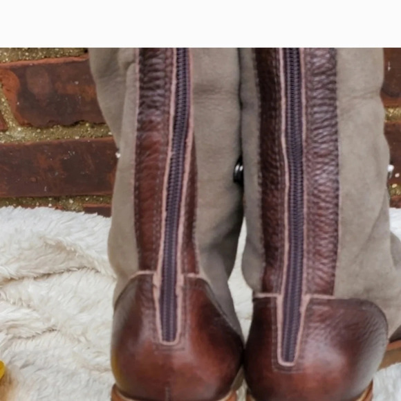 Diane Von Furstenberg Convertible lined boots 9 - Picture 10 of 11